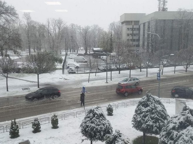 Снијег у Бањалуци - Фото: РТРС