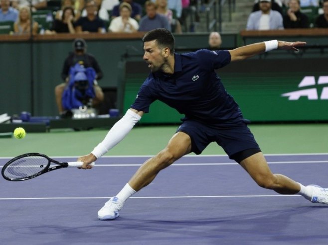 Новак Ђоковић (фото: EPA/JOHN G. MABANGLO) - 