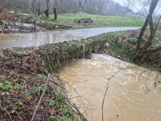 Зворник - проблеми због падавина - Фото: Уступљена фотографија