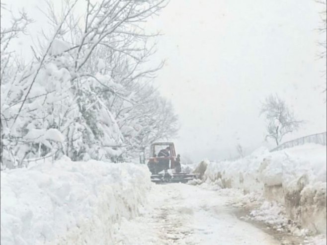 Гдје је Станивуковић - политички поени испред поплава? (ФОТО/ВИДЕО)