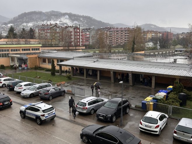 Дојава о бомби у ОШ "Бранко Радичевић" у Бањалуци - Фото: РТРС