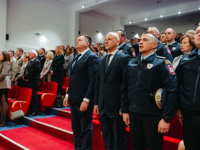 Свечаност поводом Дана Средње школе унутрашњих послова у Залужанима - Фото: Уступљена фотографија