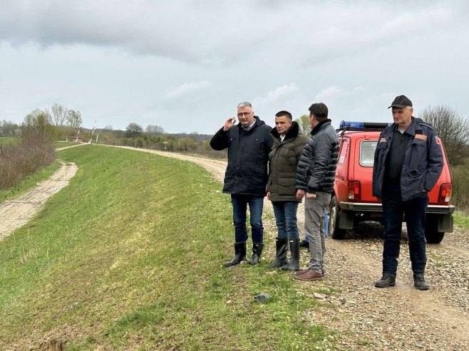 Савски насип у мјесту Млинарице - Фото: РТРС