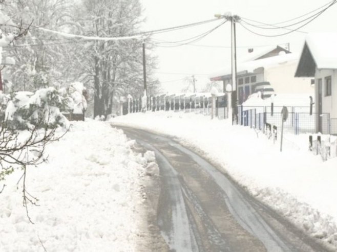 Снијег у околини Бањалуке - Фото: РТРС