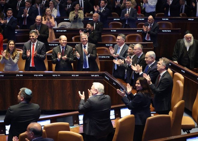 Израел-парламент (Фото: EPA/ABIR SULTAN, илустрација) - 