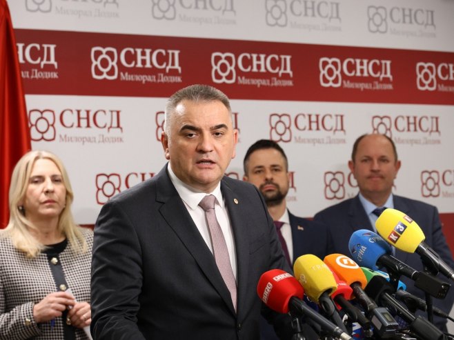 Саво Минић - Фото: ZIPAPHOTO/Borislav Zdrinja