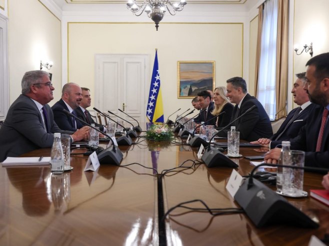 Састанак са Џоном Гинкелом (фото: x.com/Cvijanovic_Z) - 