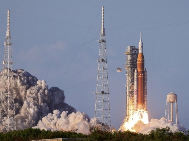 Лет на Мјесец (Фото: EPA/CRISTOBAL HERRERA-ULASHKEVICH) - 