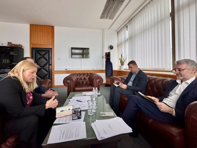 Форто са представницима Свјетске банке - Фото: Уступљена фотографија