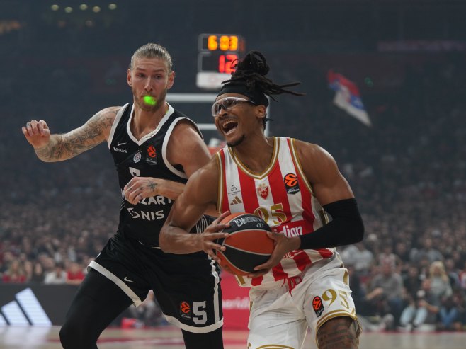 Кошаркаши Партизана други пут у сезони побиједили Звезду у евролигашком дербију