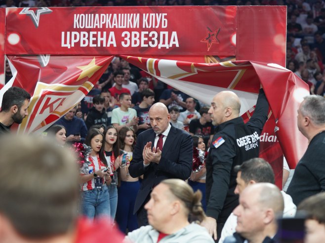 Саша Обрадовић (фото: TANJUG/ MILOŠ MILIVOJEVIĆ/ bs) Саша Обрадовић (фото: TANJUG/ MILOŠ MILIVOJEVIĆ/ bs) -