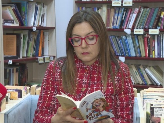 Са Александром Глишић, на духовит и бритак начин, осврћемо се на свакодневицу и друштвене прилике које нас окружују (ВИДЕО)