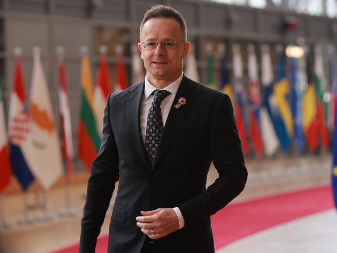 Сијарто: Вратити руске енергенте на европско тржиште