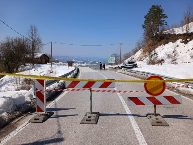 Затворен магистрални пут Бијељина-Тузла Затворен магистрални пут Бијељина-Тузла - Фото: РТРС