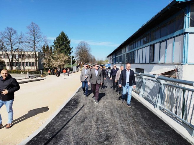 Милорад Додик у обиласку моста у Чесми Милорад Додик у обиласку моста у Чесми - Фото: РТРС