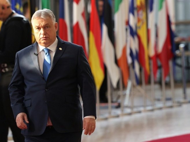 Виктор Орбан (Фото: EPA/OLIVIER MATTHYS) - 