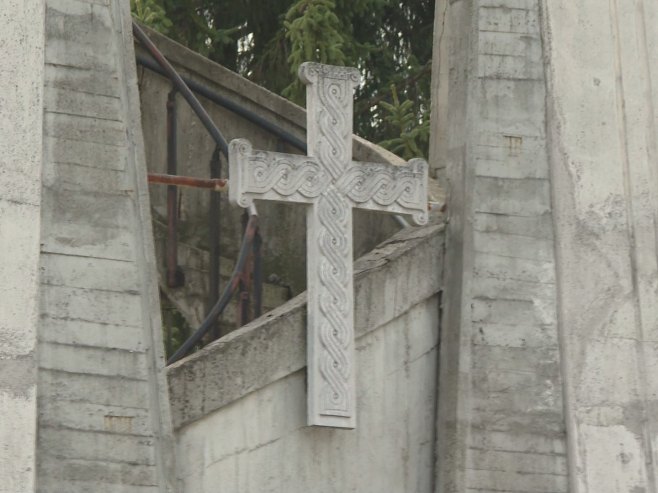Католички крст - Фото: РТРС