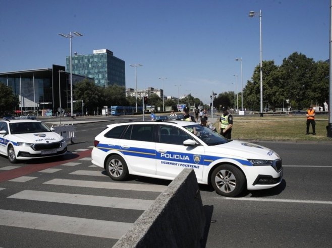 Полиција Хрватске (Фото: EPA/ANTONIO BAT/илустрација) - 