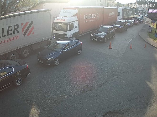 Гранични прелаз Градишка – излаз из Републике Српске (Фото: АМСРС) Гранични прелаз Градишка – излаз из Републике Српске (Фото: АМСРС) -