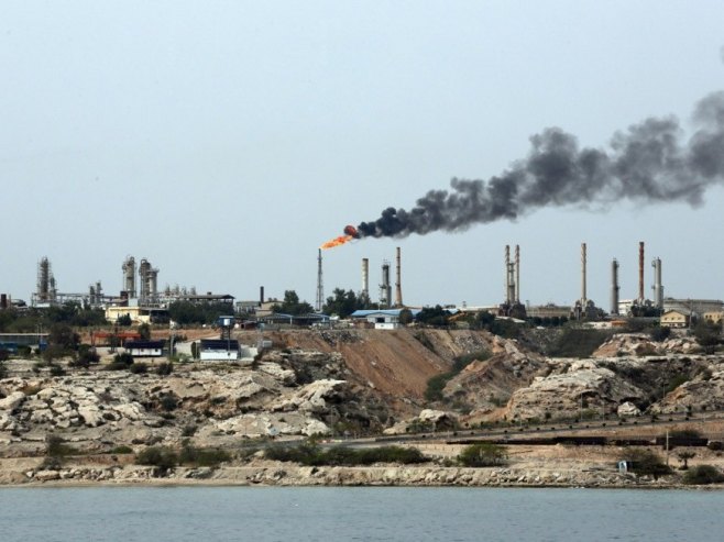 Острво Харк (Фото: EPA/ABEDIN TAHERKENAREH) - 