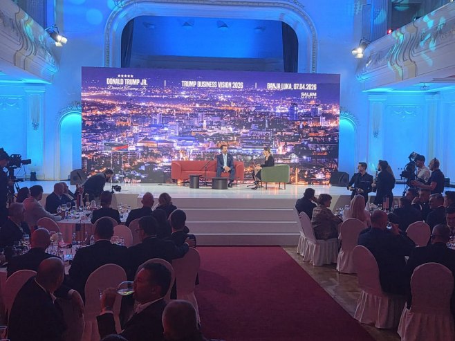 Доналд Трамп Млађи на панелу, Бански двор Бањалука - Фото: РТРС