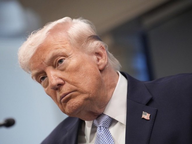 Доналд Трамп (Фото: EPA/YURI GRIPAS, илустрација) - 