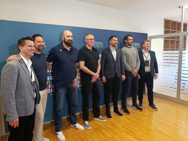 Бивши кошаркаши Бивши кошаркаши - Фото: РТРС