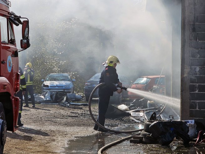 Пожар у Источном Сарајеву - Фото: СРНА