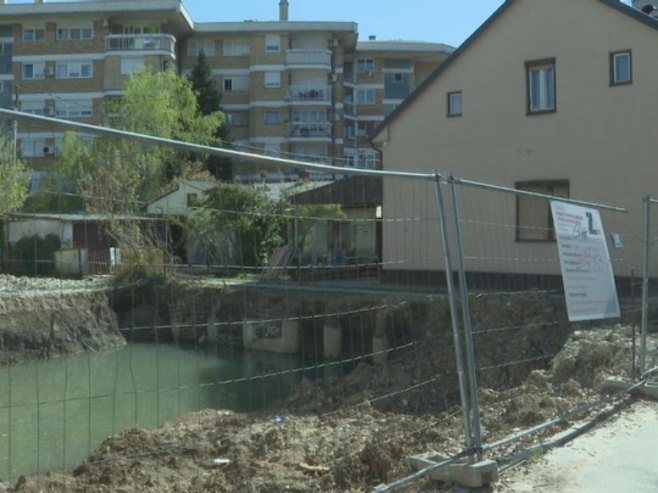 Језеро у бањалучком насељу - Фото: РТРС