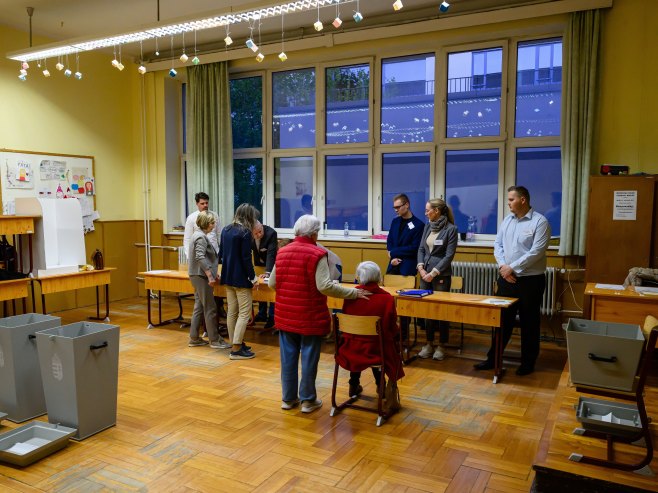 Избори у Мађарској (Фото: EPA/TAMAS VASVARI HUNGARY OUT) Избори у Мађарској (Фото: EPA/TAMAS VASVARI HUNGARY OUT) -