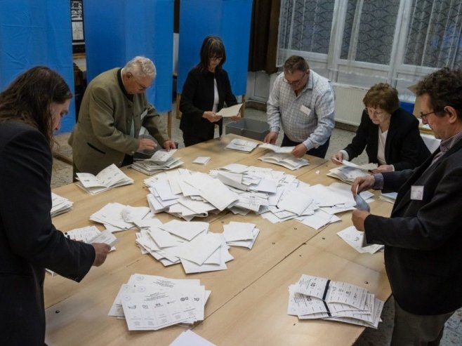 Избори у Мађарској (Фото: EPA/PETER LAKATOS HUNGARY OUT) Избори у Мађарској (Фото: EPA/PETER LAKATOS HUNGARY OUT) -