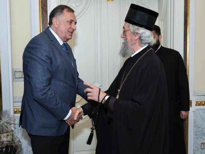 Милорад Додик и митрополит бањалучки Јефрем (фото: x.com/MiloradDodik) - 