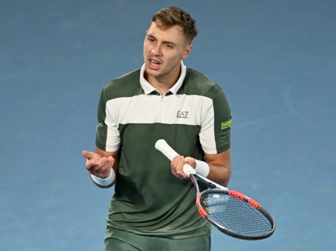 Међедовић у осмини финала турнира у Барселони