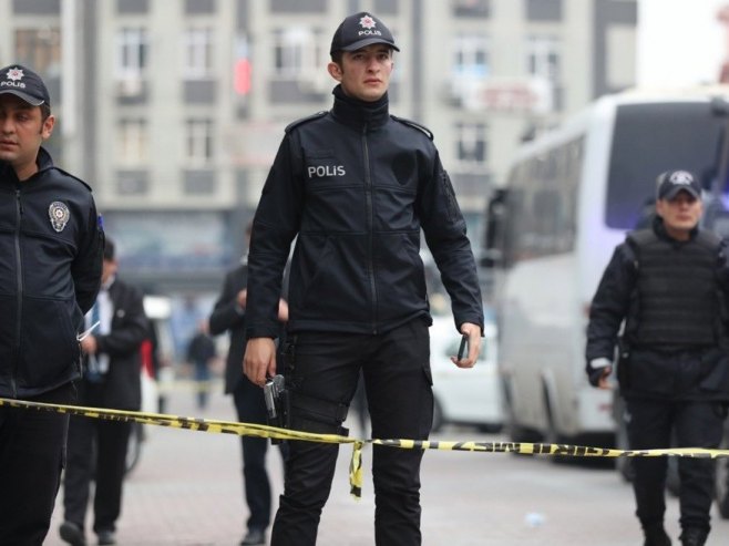 Турска: У пуцњави у школи рањено 16 особа, нападач извршио самоубиство (ВИДЕО)