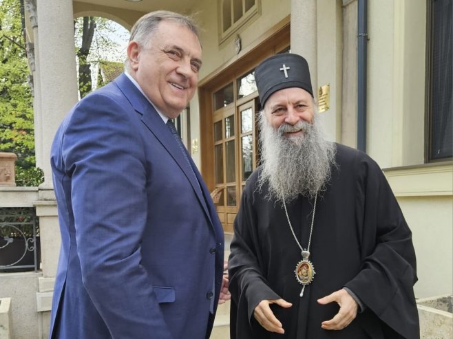Додик и патријарх српски Порфирије (фото: x.com/MiloradDodik) - 