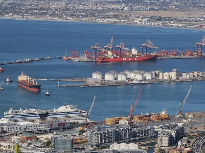 Ормуски мореуз (Фото: EPA/HALDEN KROG) - 