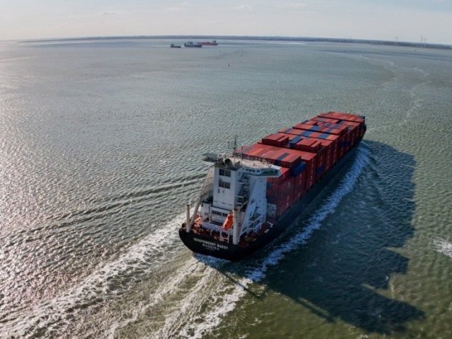 Ормушки мореуз (фото: EPA/OLIVIER HOSLET - илустратор) - 