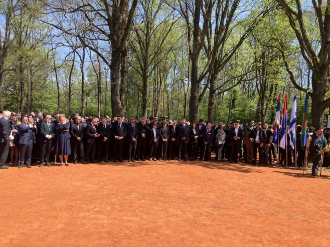 Дан сјећања на жртве геноцида у НДХ: Упркос покушају затирања Срба, Јевреја и Рома, људску злобу побиједио живот (ВИДЕО)