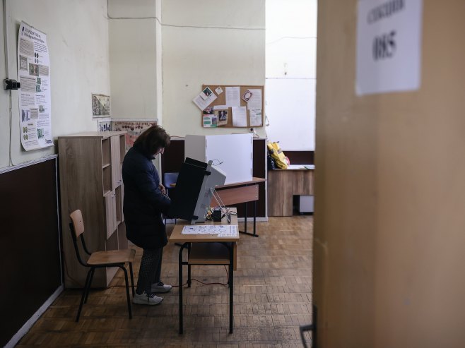 Избори у Бугарској (Фото: EPA/BORISLAV TROSHEV) - 