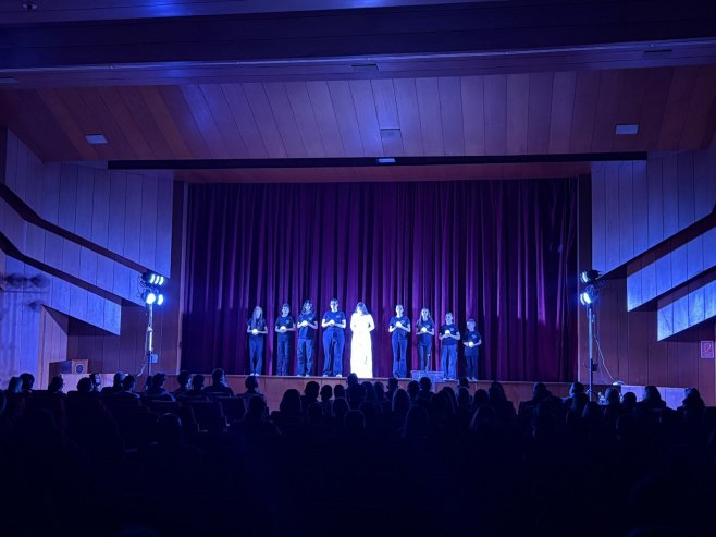 Први Фестивал средњошколског театра у Дервенти (ВИДЕО)