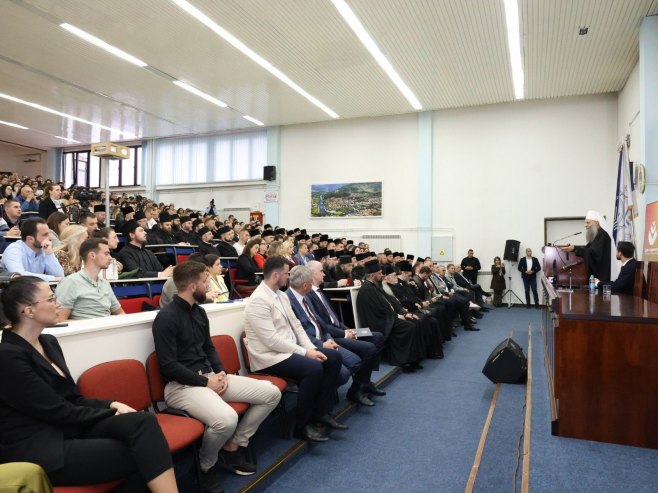 Партијарх Порфирије на Правном факултету у Бањалуци - Фото: ZIPAPHOTO/Borislav Zdrinja