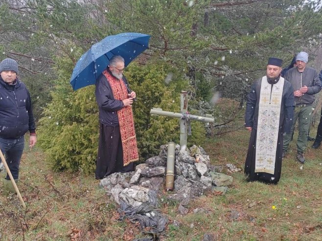 Откривање спомен обиљежја - Фото: РТРС