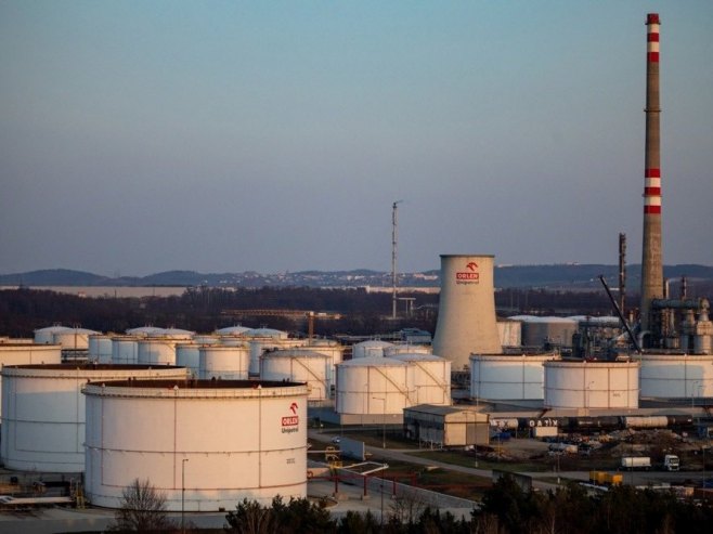 Рафинерија нафте, илустрација (Фото: EPA/MARTIN DIVISEK) - 