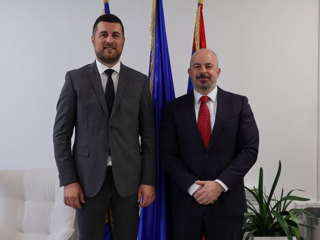 Кубатлија и Гинкел (фото: x.com/USEmbassySJJ) - 