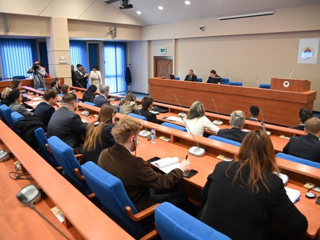 Стевандић: Српска спремна на усклађивање са ЕУ стандардима, али само кроз консензус легитимних представника