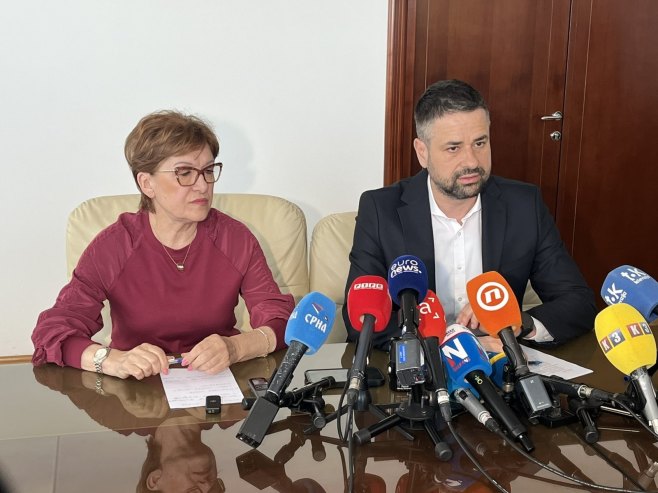 Зора Видовић и Срђан Амиџић Зора Видовић и Срђан Амиџић -