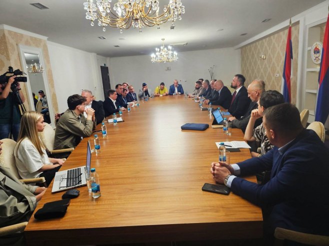 И. Сарајево - Потписан споразум о пословно-техничкој сарадњи са Технопарком Санкт Петербурга - Фото: СРНА