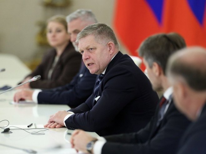 Роберт Фицо (Фото: ЕPA/RAMIL SITDIKOV/REUTERS POOL) - 