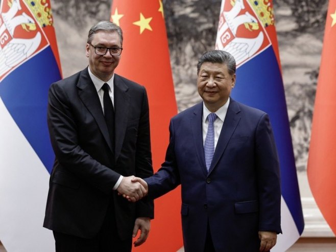 Александар Вучић и Си Ђинпинг (фото: EPA/TINGSHU WANG / POOL) Александар Вучић и Си Ђинпинг (фото: EPA/TINGSHU WANG / POOL) -