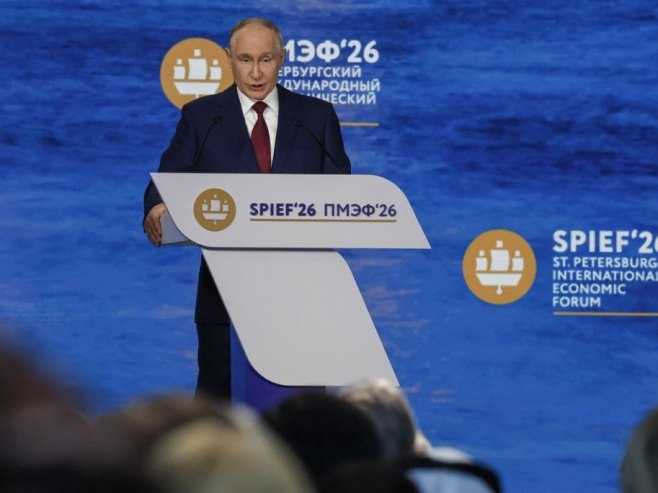 Путин на СПИЕФ-у одговорио Зеленском: Тренутно не видим сврху да се састанемо (ВИДЕО)